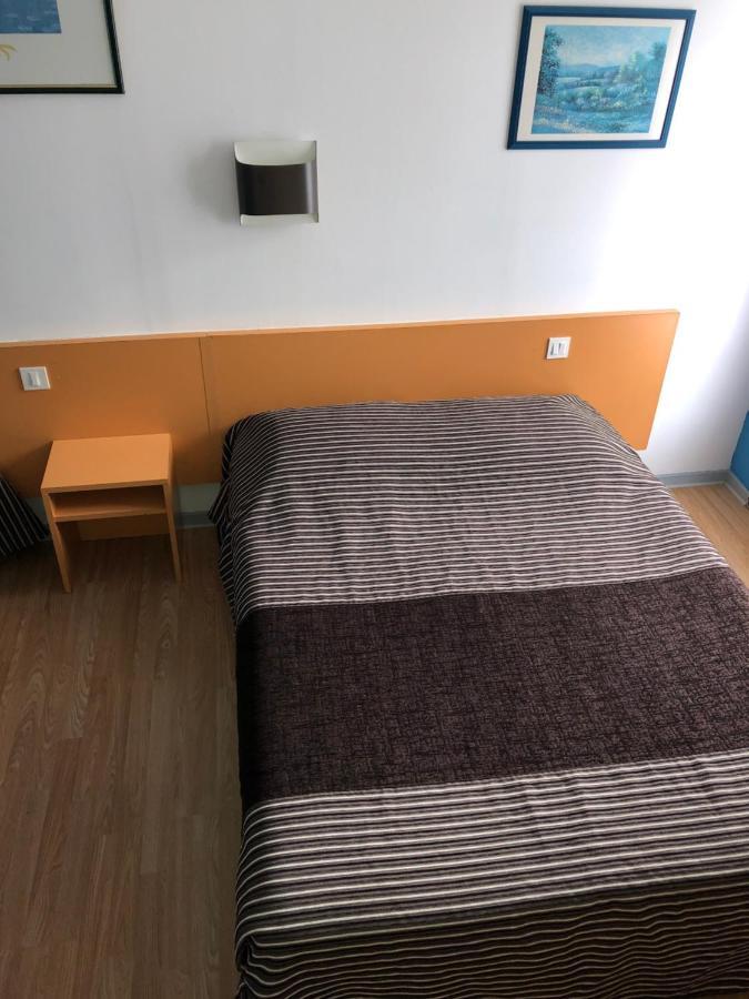 Hotel Au Petit Languedoc Lourdes Ngoại thất bức ảnh